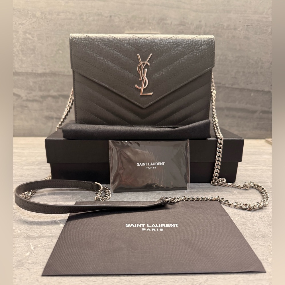 Authentic Saint Laurent CASSANDRE ENVELOPE CHAIN WALLET GRAIN DE POUDRE LEATHER